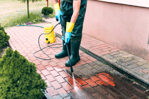 Why Choose Our Certified Pressure Washing Experts for Your Project Needs in Huntington, IN?